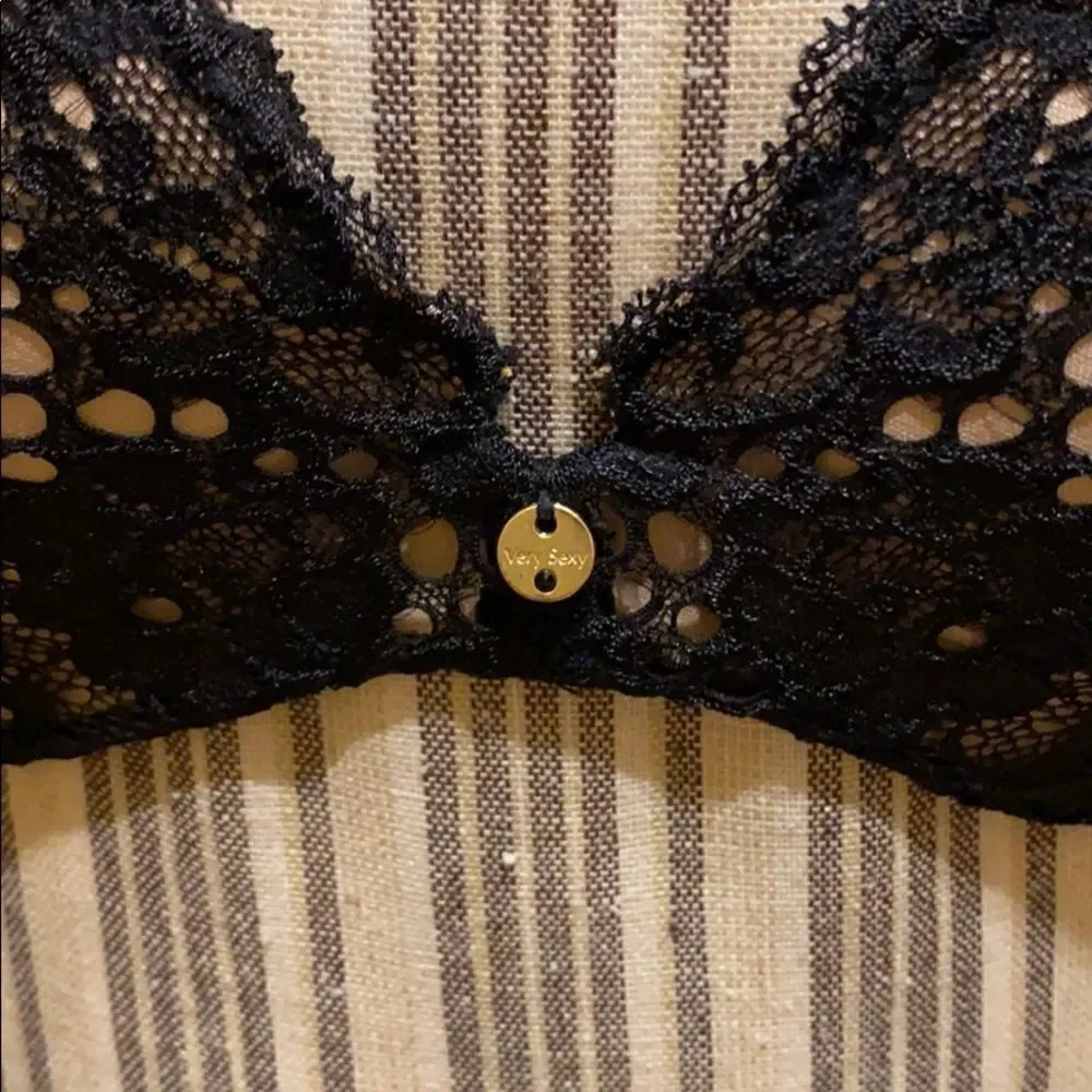VICTORIA Secret Lace Bra